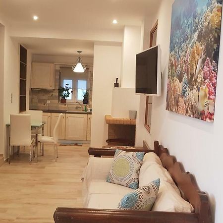 Blue Island Apartment Batsi  Ngoại thất bức ảnh