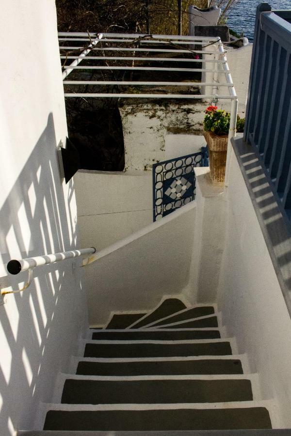 Blue Island Apartment Batsi  Ngoại thất bức ảnh